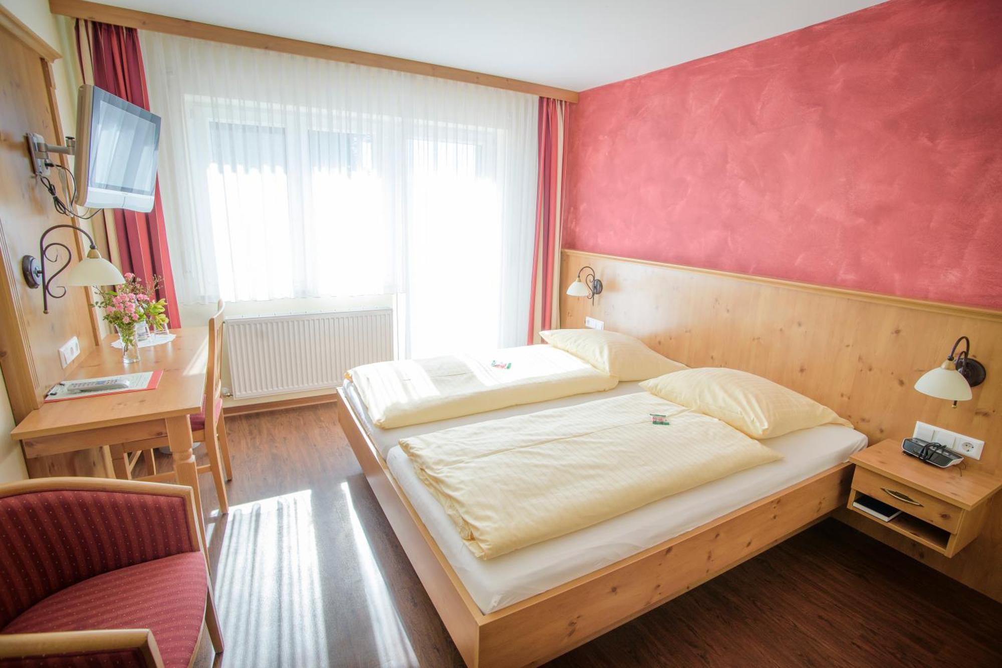 Landgasthof Linde Deggenhausertal Zewnętrze zdjęcie