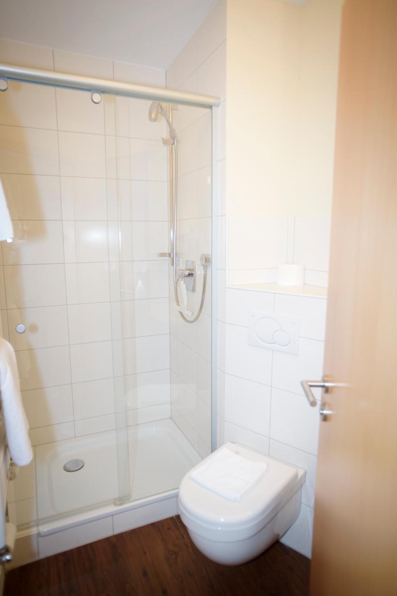 Landgasthof Linde Deggenhausertal Zewnętrze zdjęcie